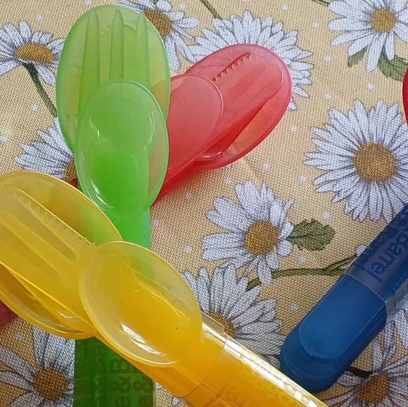 Crate & Barrel Colorful Outdoor Utensil Set - Picture 10 of 11